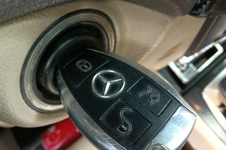 Used Mercedes-Benz C-Class 2013 C 260 Elegant Grand Edition Vehicle Key