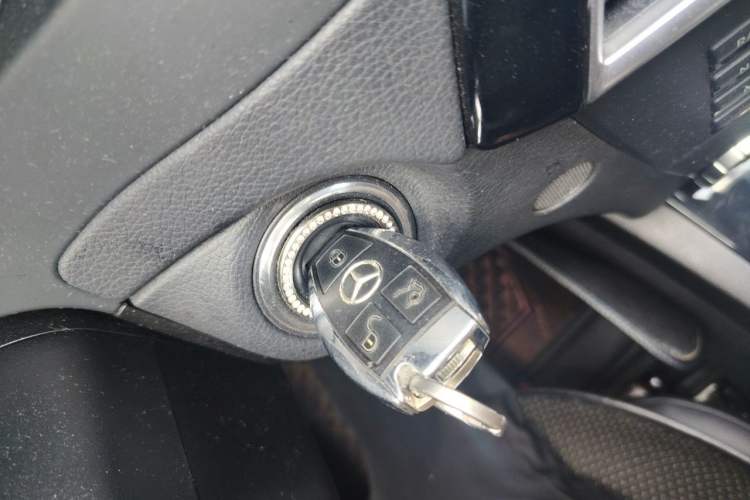 Used Mercedes-Benz C-Class 2013 C 180 Classic Grand Edition Vehicle Key