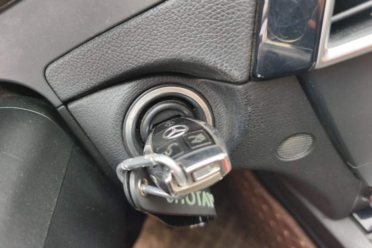 Used Mercedes-Benz C-Class 2013 C 180 Classic Grand Edition Vehicle Key