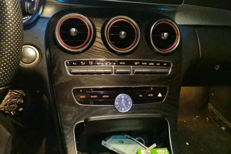 Used Mercedes-Benz C-Class 2015 C 200 L Sport Edition Audio And AC Panel
