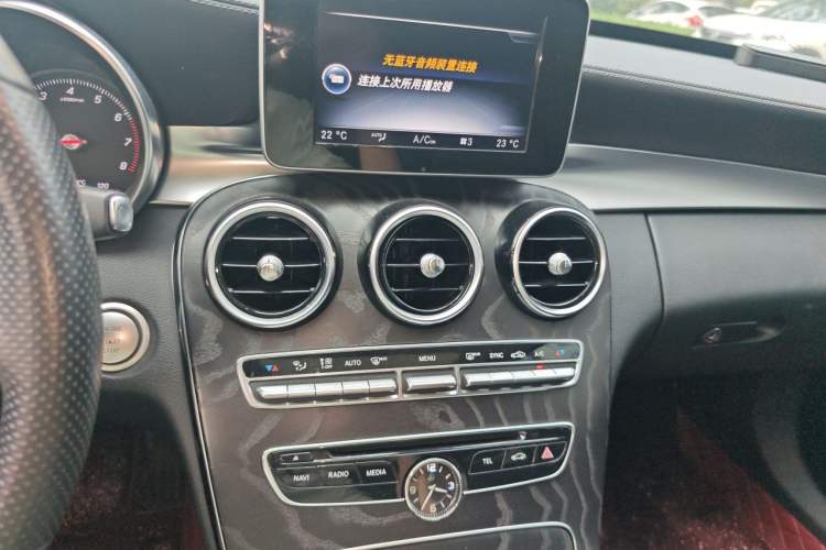 Used Mercedes-Benz C-Class 2015 C 200 L Sport Edition Audio And AC Panel