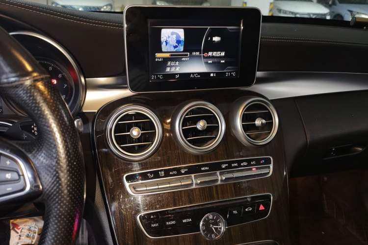 Used Mercedes-Benz C-Class 2015 Facelift C 180 L Audio And AC Panel