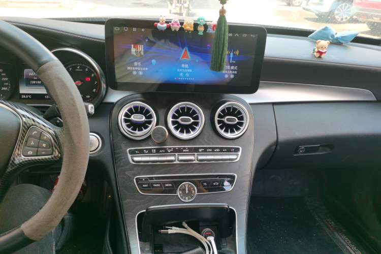 Used Mercedes-Benz C-Class 2015 C 200 L Sport Edition Audio And AC Panel