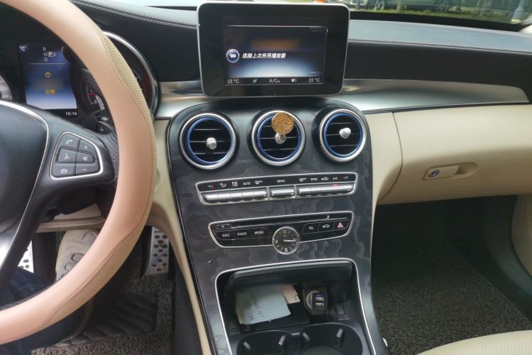 Used Mercedes-Benz C-Class 2015 Revised C 200 L Sport Edition Audio And AC Panel