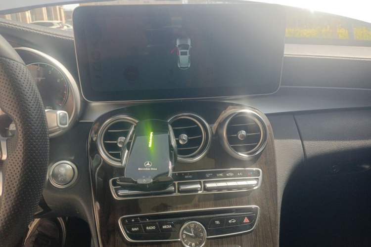 Used Mercedes-Benz C-Class 2015 C 200 L 4MATIC Sport Edition Audio And AC Panel
