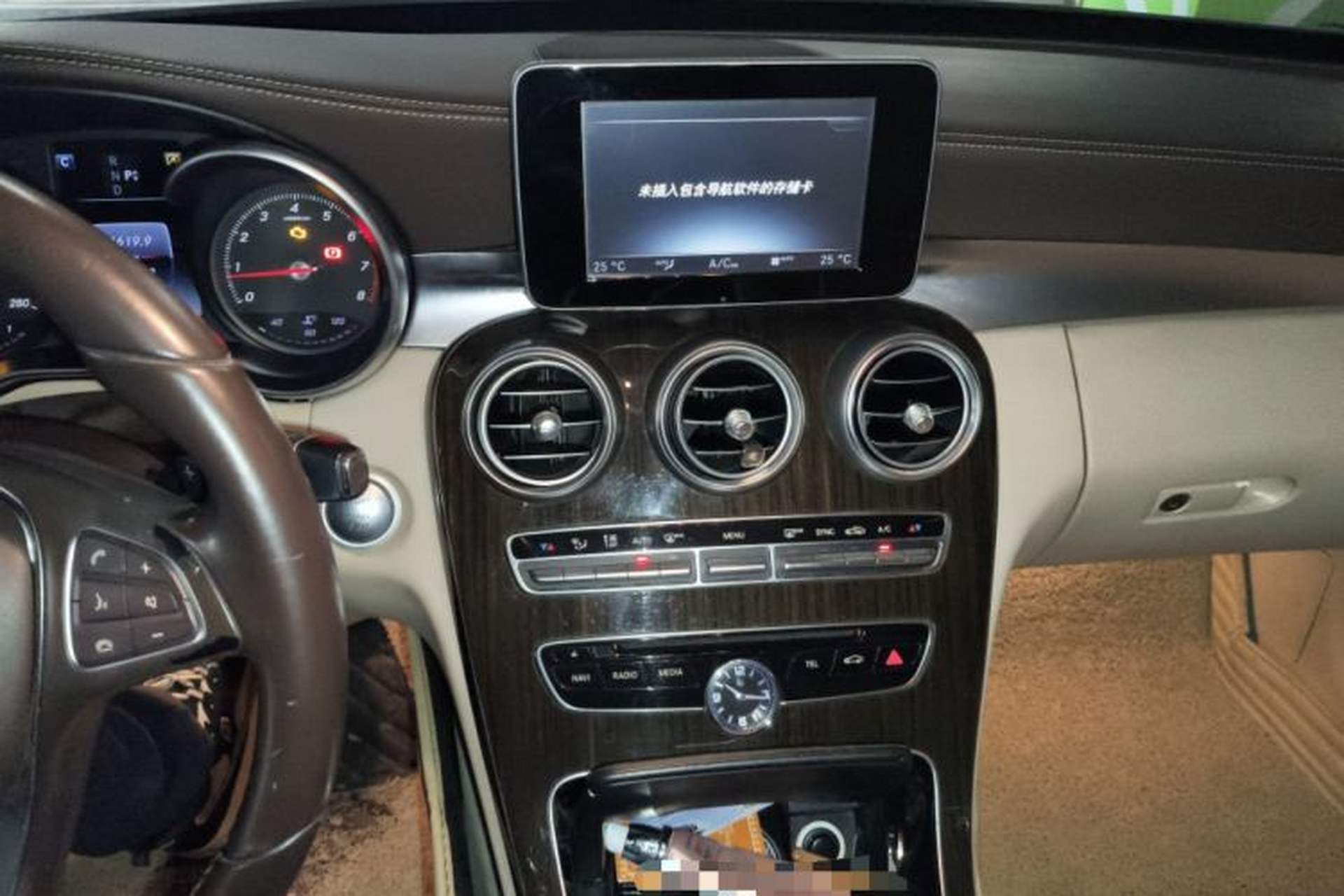 Used Mercedes-Benz C-Class 2015 Facelift C 200 L Audio And AC Panel