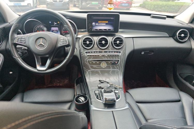 Used Mercedes-Benz C-Class 2015 C 200 L Sport Edition Center Console