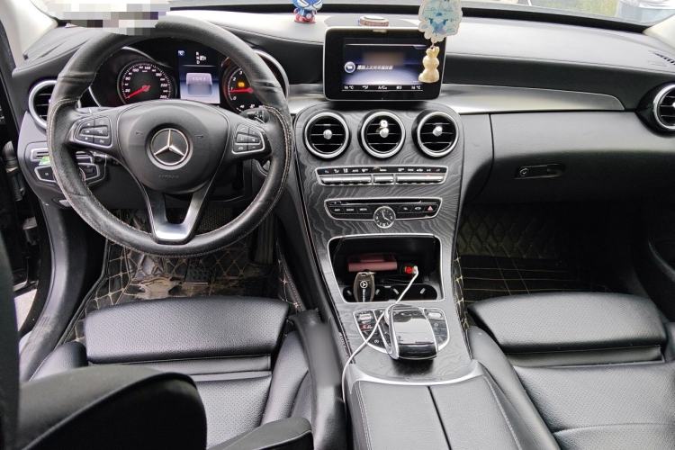 Used Mercedes-Benz C-Class 2015 Restyled C 180 L Sport Edition Center Console