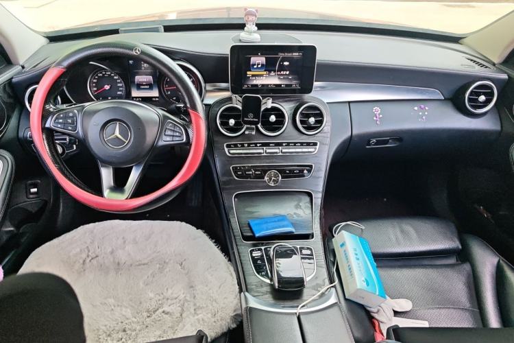 Used Mercedes-Benz C-Class 2015 Revised C 200 L Sport Edition Center Console
