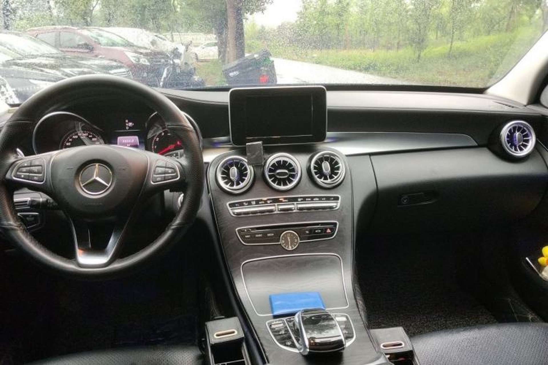 Used Mercedes-Benz C-Class 2015 C 200 L Sport Edition Center Console