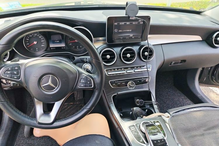 Used Mercedes-Benz C-Class 2015 C 200 L Sport Edition Center Console