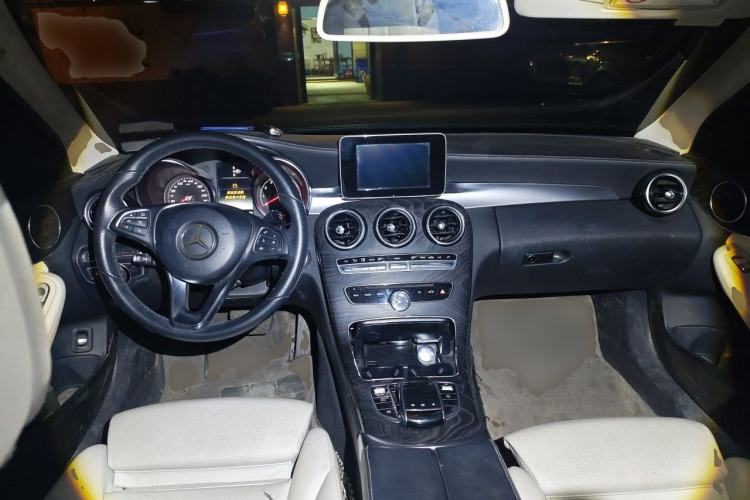 Used Mercedes-Benz C-Class 2015 Revised C 200 L Sport Edition Center Console