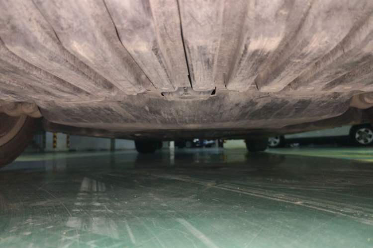 Used Mercedes-Benz C-Class 2015 C 200 L Chassis Front