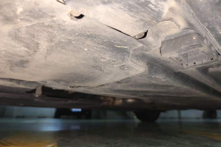 Used Mercedes-Benz C-Class 2015 C 200 L Chassis Front Left