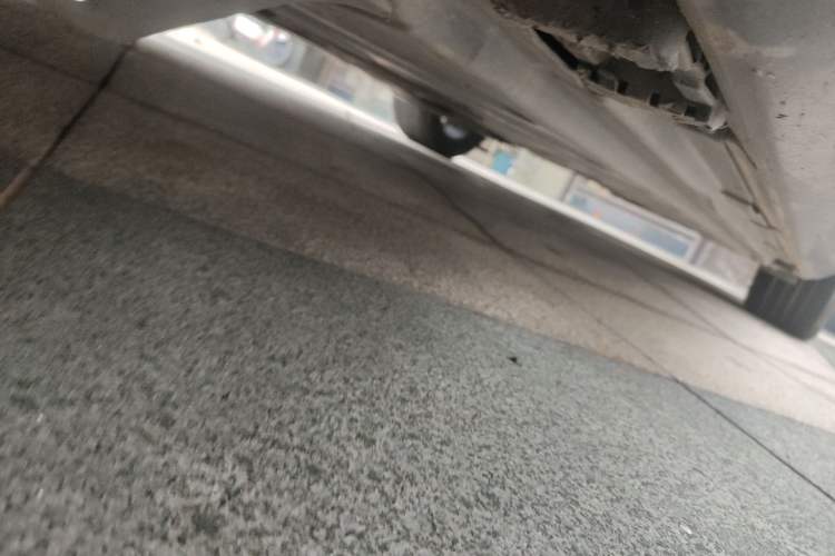 Used Mercedes-Benz C-Class 2015 C 200 L Chassis Front Left