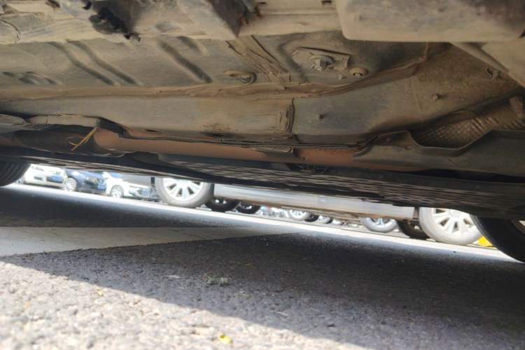 Used Mercedes-Benz C-Class 2015 C 180 L Chassis Front Right