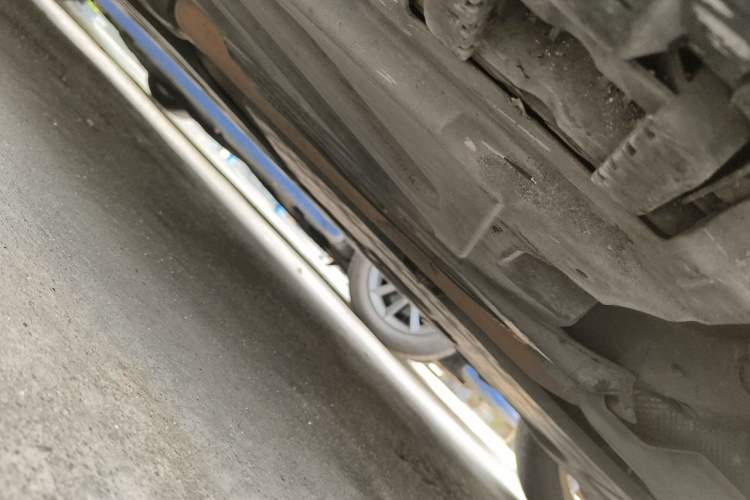 Used Mercedes-Benz C-Class 2015 Restyled C 180 L Sport Edition Chassis Front Right