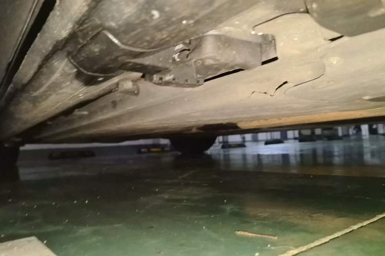 Used Mercedes-Benz C-Class 2015 C 200 L Sport Edition Chassis Front Right