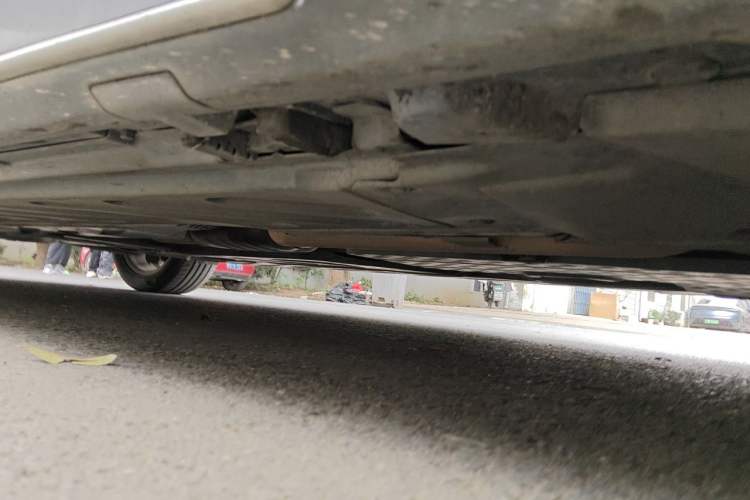 Used Mercedes-Benz C-Class 2015 Restyled C 180 L Sport Edition Chassis Front Right