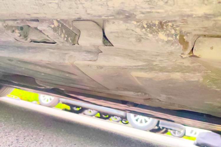 Used Mercedes-Benz C-Class 2015 Facelift C 200 L Chassis Front Right