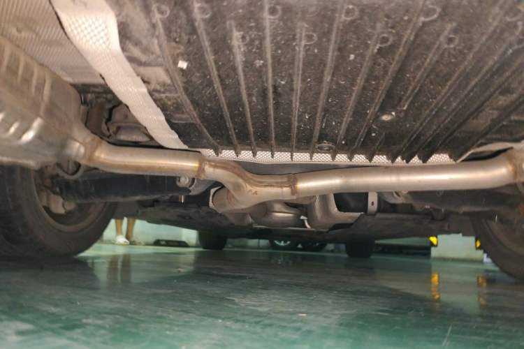 Used Mercedes-Benz C-Class 2015 C 200 L Chassis Rear