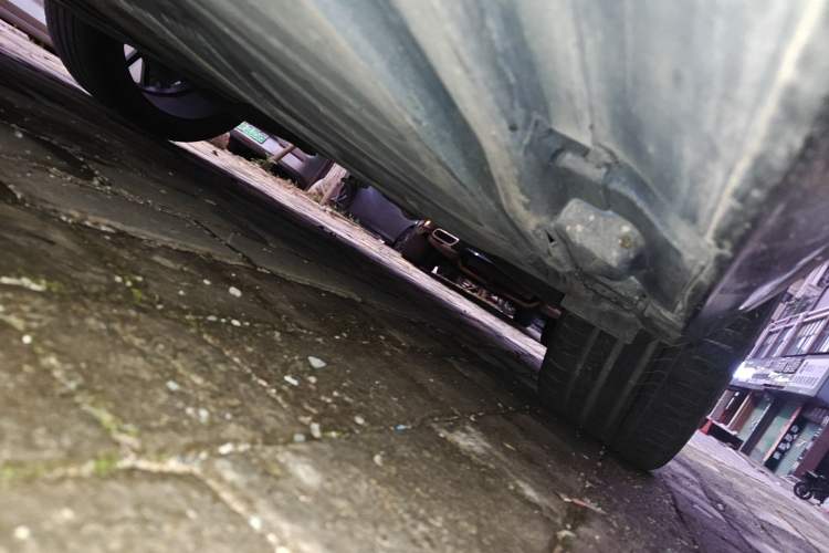 Used Mercedes-Benz C-Class 2015 C 200 station wagon Chassis Rear Left
