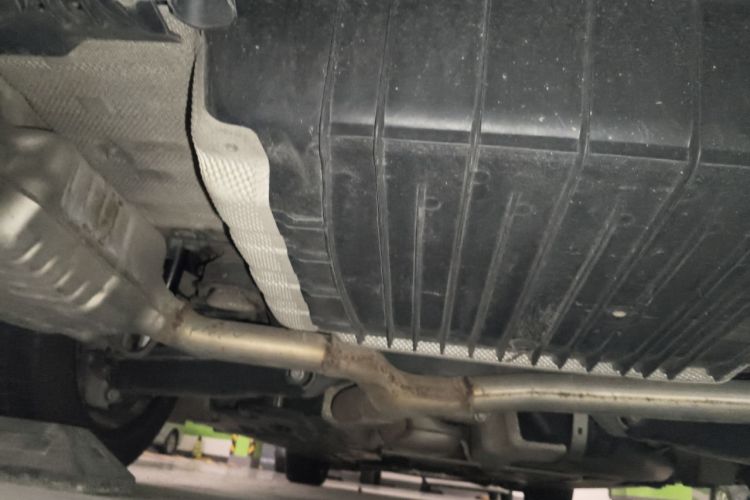 Used Mercedes-Benz C-Class 2015 Facelift C 200 L Chassis Rear