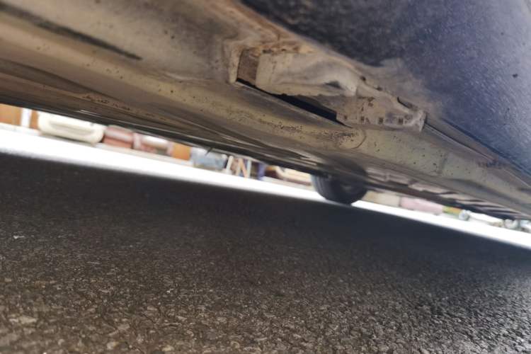 Used Mercedes-Benz C-Class 2015 C 200 L Chassis Rear Right