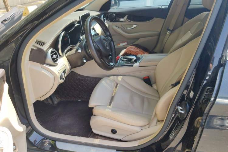 Used Mercedes-Benz C-Class 2015 C 180 L Driver Seat