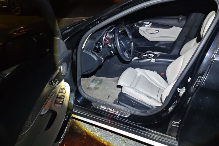 Used Mercedes-Benz C-Class 2015 Revised C 200 L Sport Edition Driver Seat