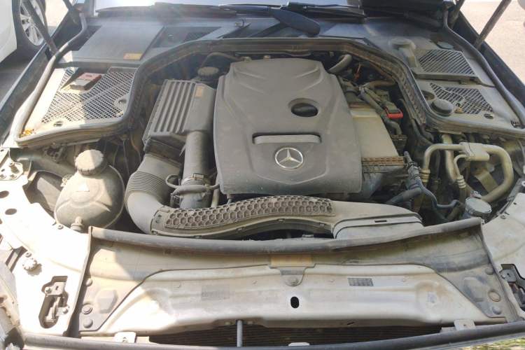 Used Mercedes-Benz C-Class 2015 C 180 L Engine Bay