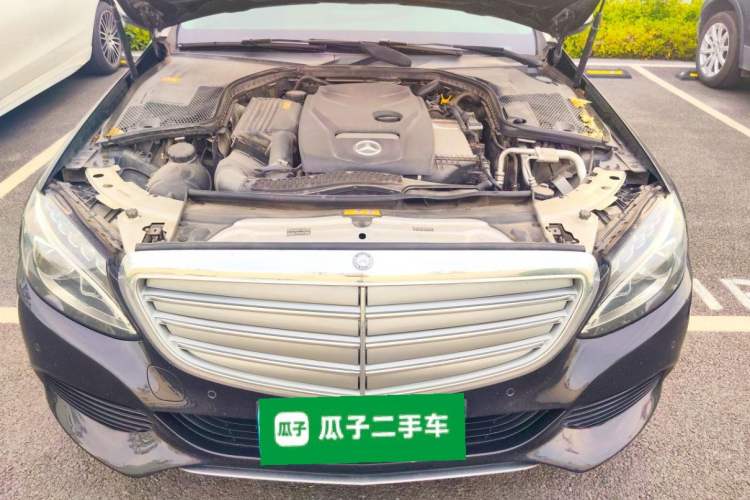 Used Mercedes-Benz C-Class 2015 Facelift C 200 L Engine Bay