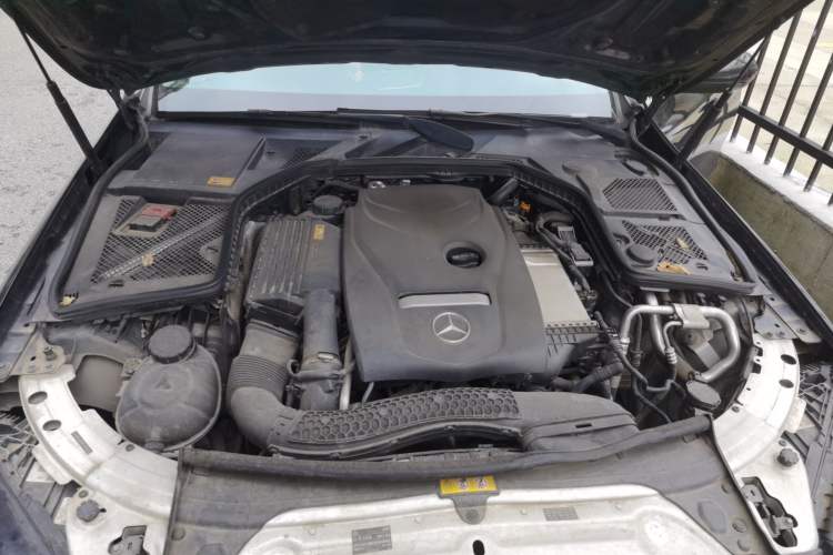 Used Mercedes-Benz C-Class 2015 Revised C 200 L Sport Edition Engine Bay