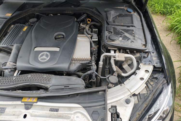 Used Mercedes-Benz C-Class 2015 Revised C 200 L Sport Edition Engine Bay Left