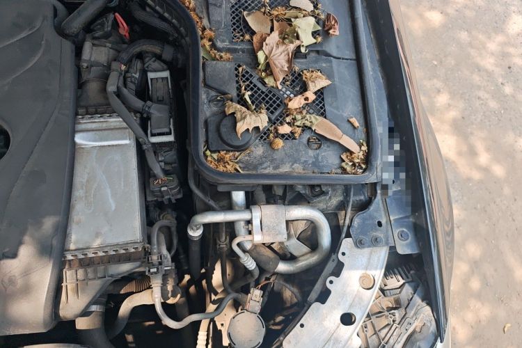 Used Mercedes-Benz C-Class 2015 Facelift C 180 L Engine Bay Left