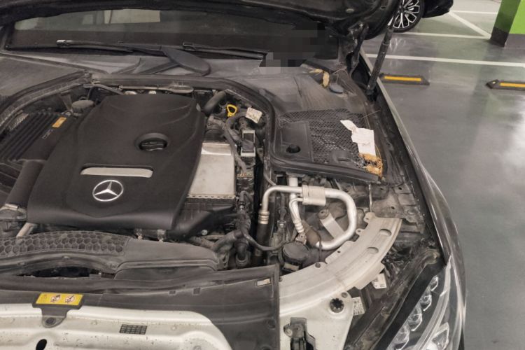Used Mercedes-Benz C-Class 2015 Facelift C 200 L Engine Bay Left