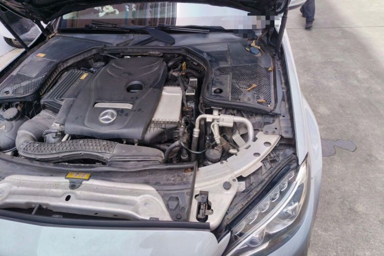 Used Mercedes-Benz C-Class 2015 C 300 L Sport Edition Engine Bay Left
