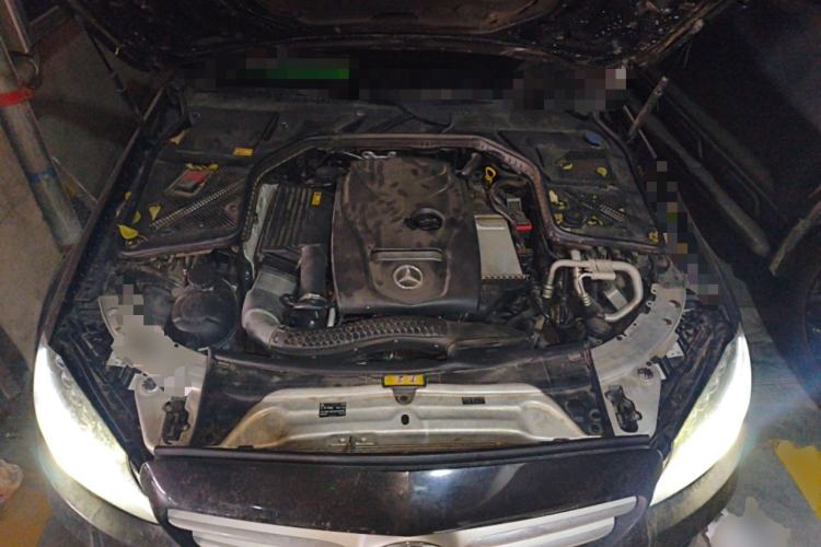 Used Mercedes-Benz C-Class 2015 C 200 L Sport Edition Engine Bay