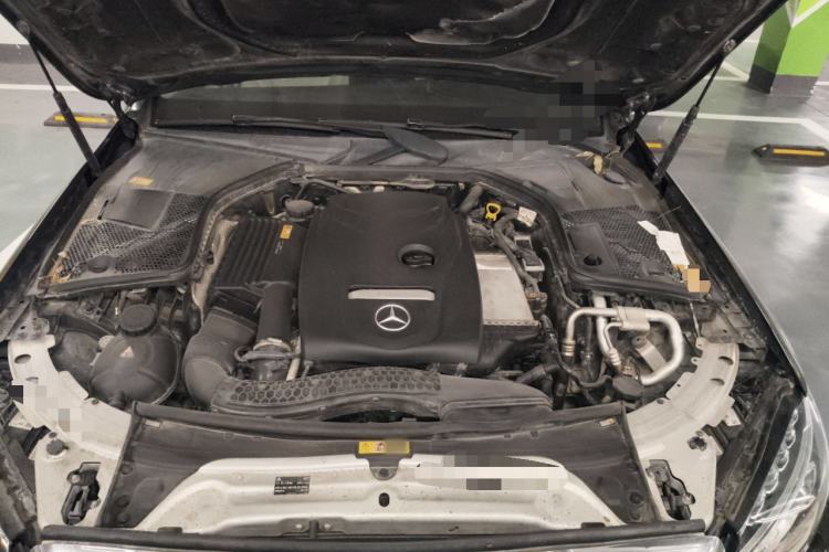 Used Mercedes-Benz C-Class 2015 Facelift C 200 L Engine Bay