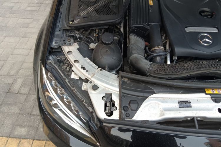 Used Mercedes-Benz C-Class 2015 C 180 L Sport Edition Engine Bay Right