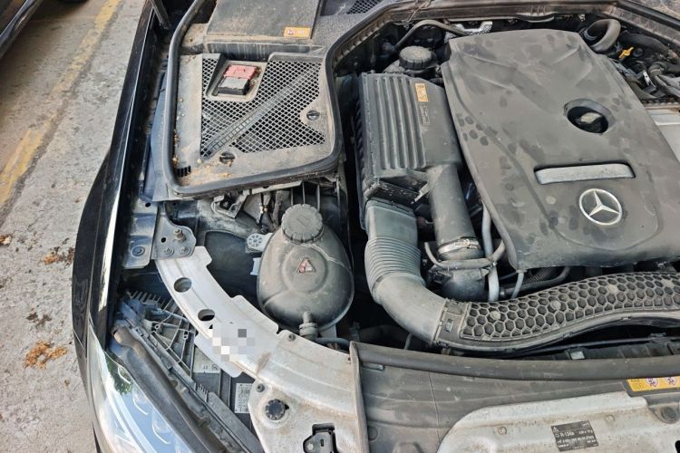 Used Mercedes-Benz C-Class 2015 Revised C 200 L Sport Edition Engine Bay Right