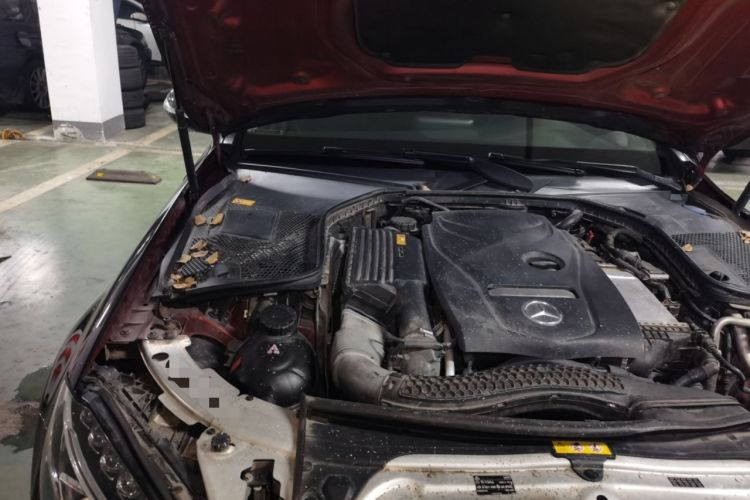 Used Mercedes-Benz C-Class 2015 Facelift C 180 L Engine Bay Right