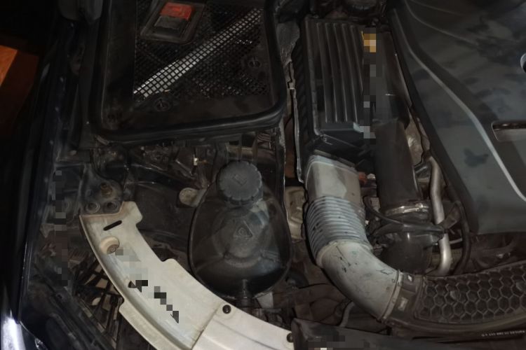 Used Mercedes-Benz C-Class 2015 C 260 L Engine Bay Right