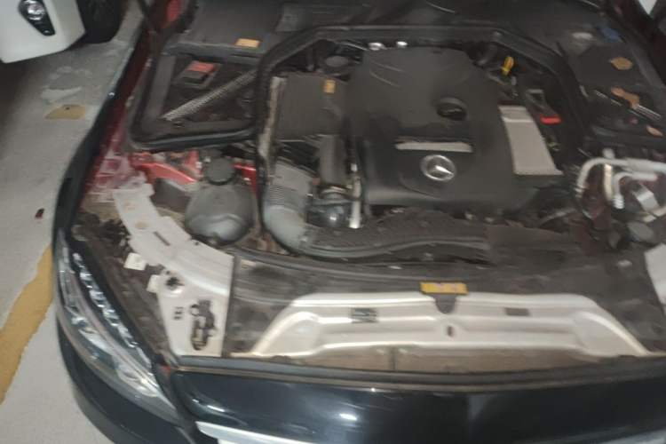 Used Mercedes-Benz C-Class 2015 C 260 L Sport Edition Engine Bay Right