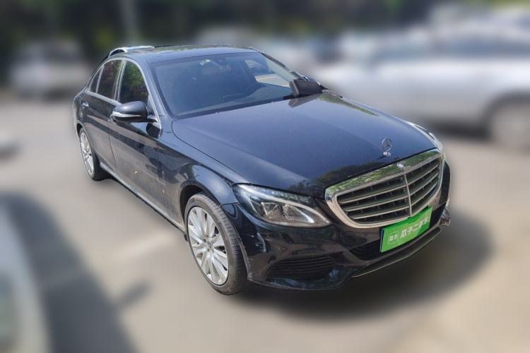 Used Mercedes-Benz C-Class 2015 C 180 L Front Right 45 Deg