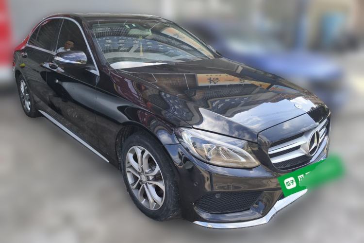Used Mercedes-Benz C-Class 2015 Restyled C 180 L Sport Edition Front Right 45 Deg