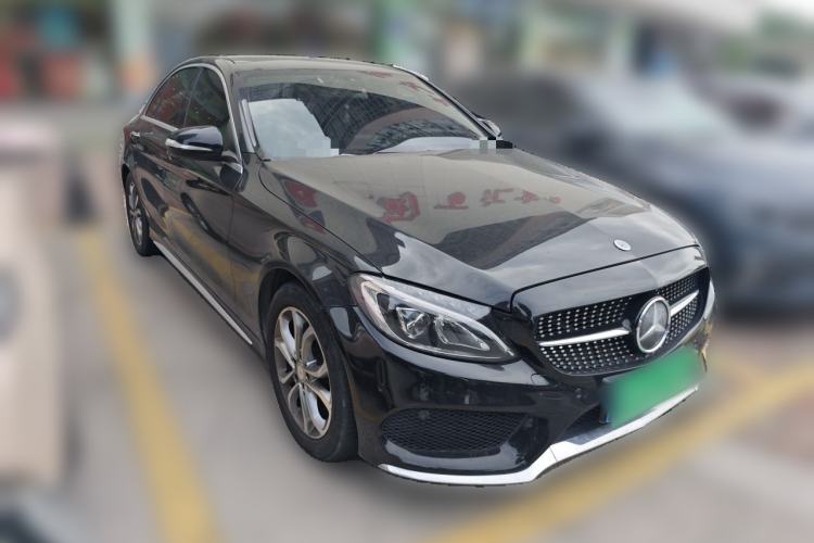 Used Mercedes-Benz C-Class 2015 C 200 L Sport Edition Front Right 45 Deg