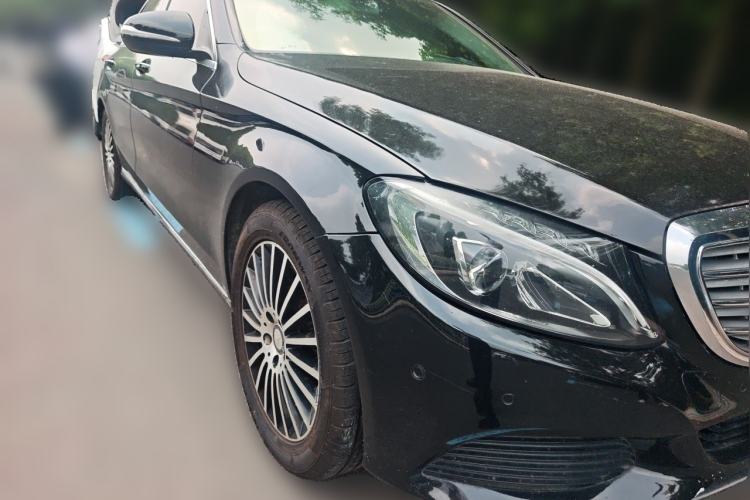 Used Mercedes-Benz C-Class 2015 Facelift C 180 L Front Right 45 Deg
