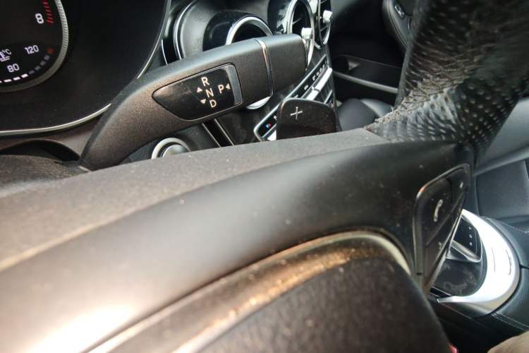 Used Mercedes-Benz C-Class 2015 C 200 L Sport Edition Gear Lever