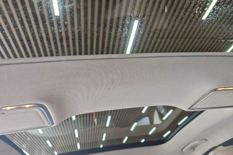 Used Mercedes-Benz C-Class 2015 Revised C 200 L Sport Edition Headliner